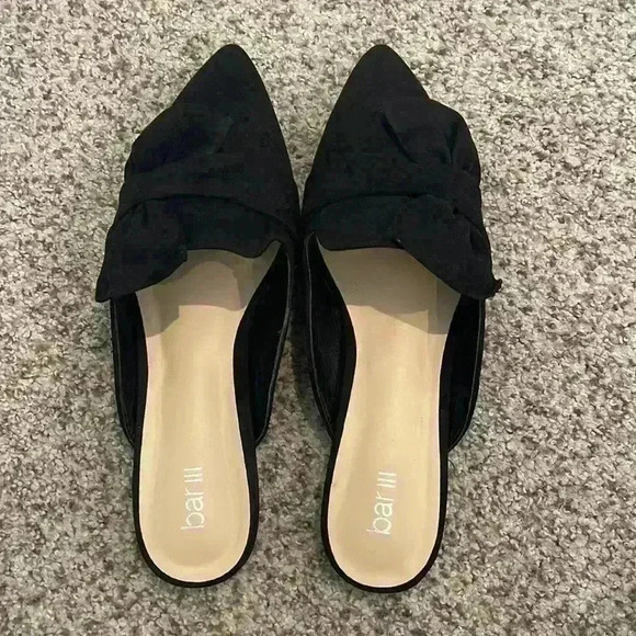 Women’s Bar III Black Suede Mules w/ Bow Detail - Size 10 - Picture 2 of 3